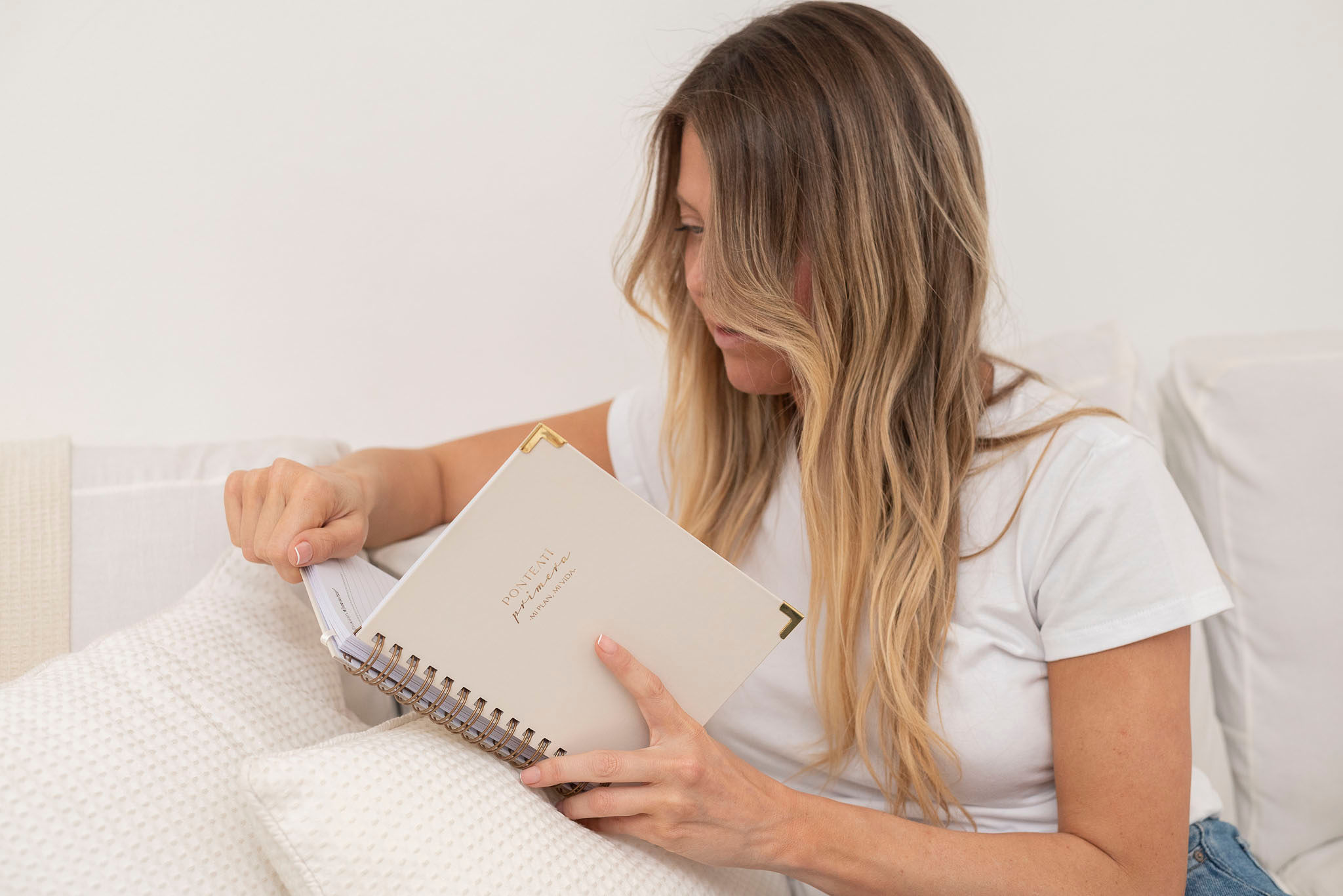 AGENDA para diseñar tu VIDA con "Claridad, Dirección y Amor Propio" (Ebook digital de acompañamiento incluido)