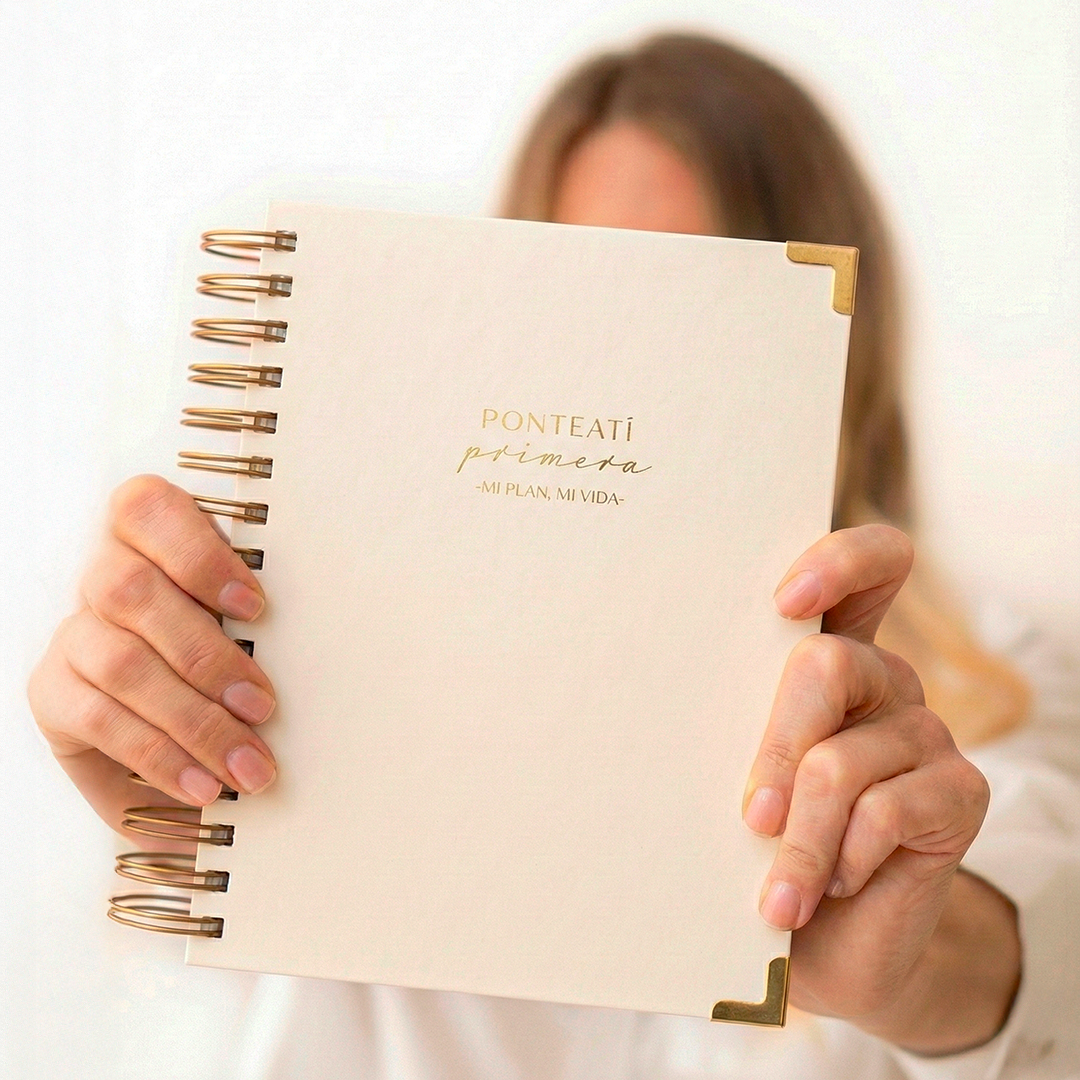 AGENDA para diseñar tu VIDA con "Claridad, Dirección y Amor Propio" (Ebook digital de acompañamiento incluido)